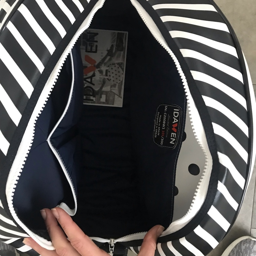 SOLD IDAWEN vegan leather black white tennis bag - Picture 7 of 8